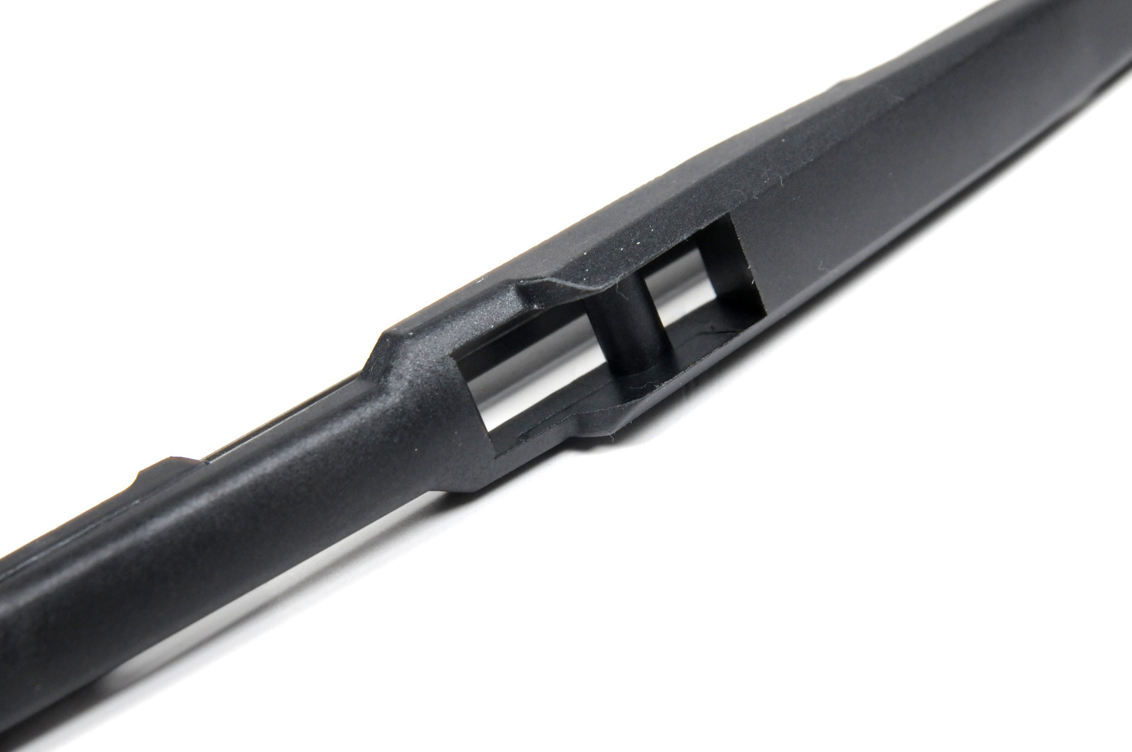 Zadný stierač Bosch Kia Rio II HB (03.2005-09.2011) 350mm 